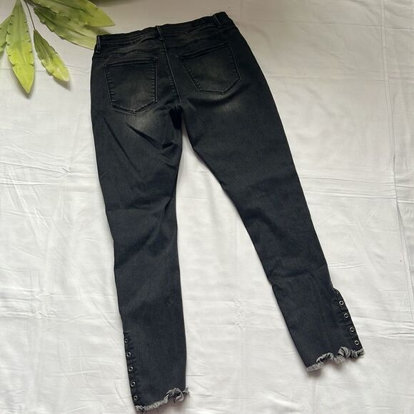 𝅺⭐️LOLA Jeans Blair Mid-Rise Ankle Jeans⭐️ - Picture 10 of 11